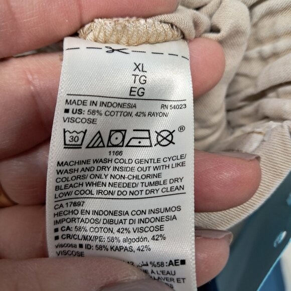 3817 Size XL/14 Old Navy High Rise Kaki Pants. - Picture 7 of 7